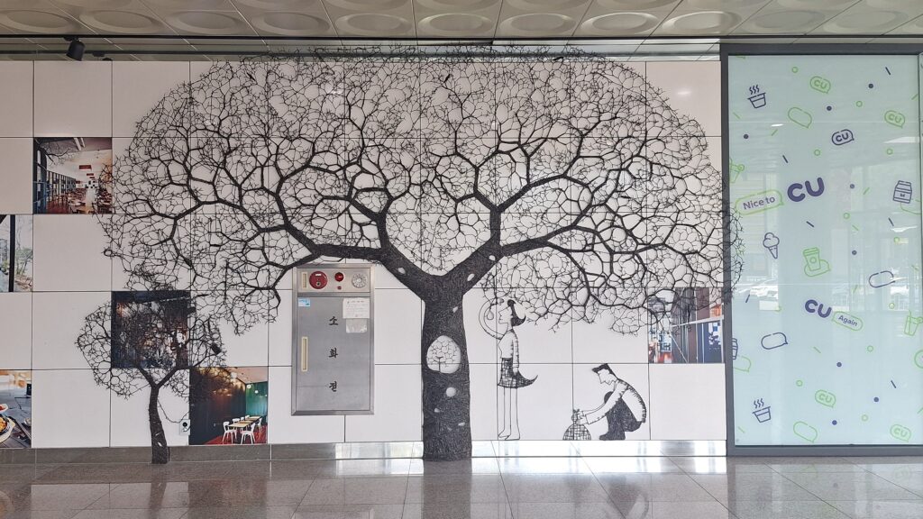 wooden drawings welded and assembled with plastic parts