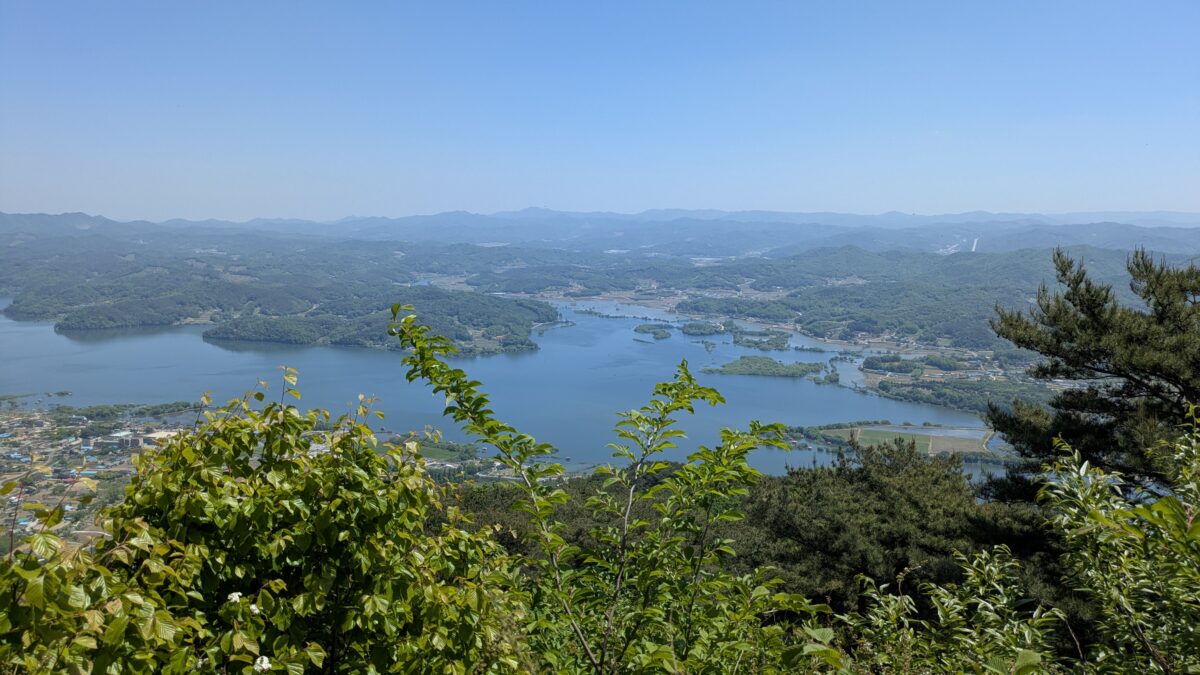 정자에서 바라본 예당저수지